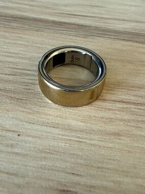Oura Gold Smart Ring Size 8